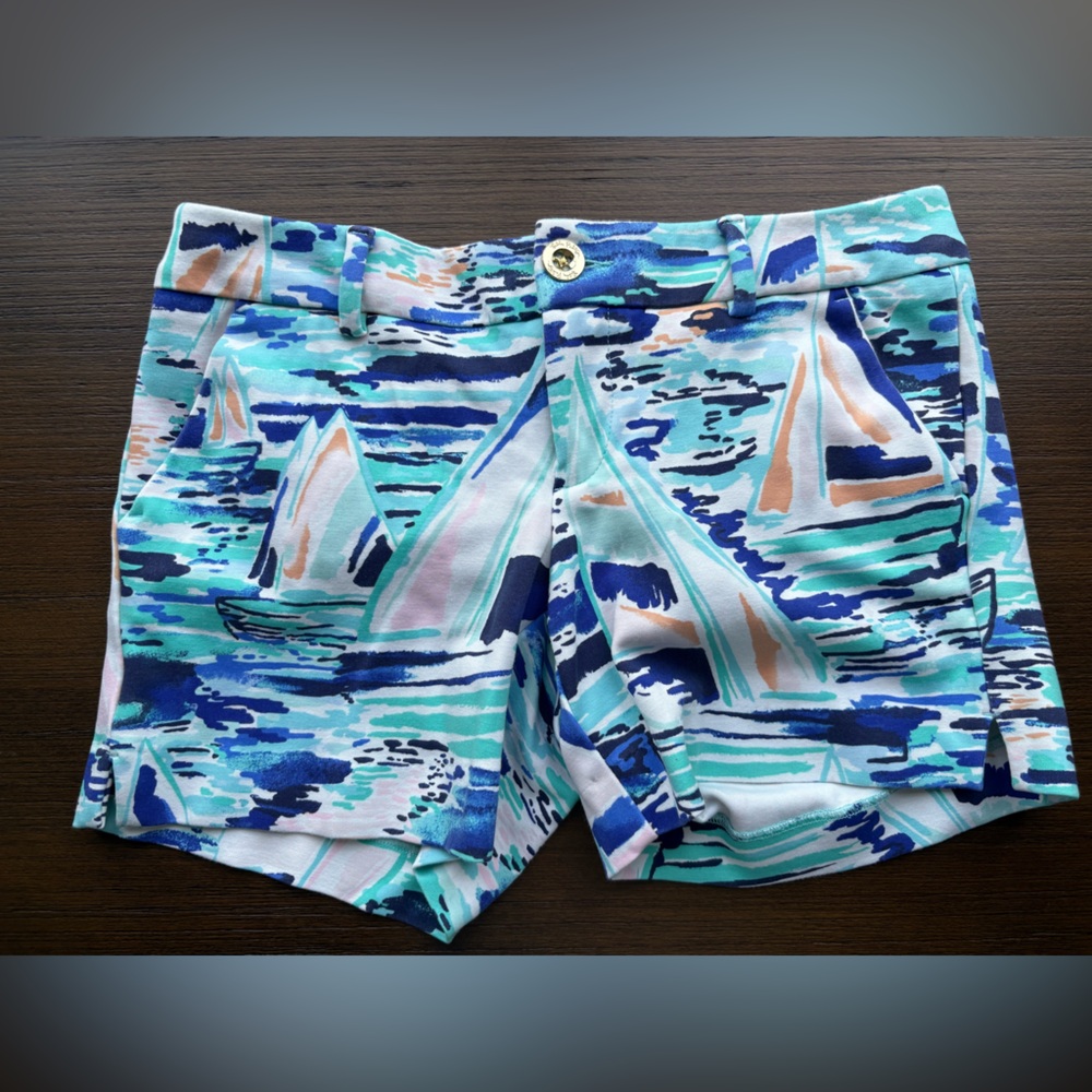 Lilly Pulitzer, Callahan Stretch shorts in Pier Pressure, Size 0